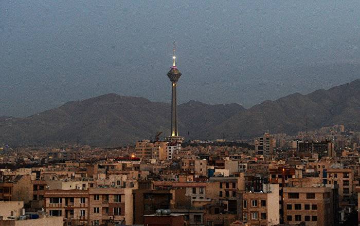 Бехруз Камальванди - Тегеран предупредил МАГАТЭ об увеличении объема производства низкообогащенного урана - ru.armeniasputnik.am - Иран