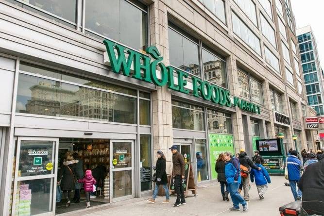 Whole Foods откажется от пластмассовых трубочек к июлю 2019 года - usa.one - США - Англия - Канада - Экология