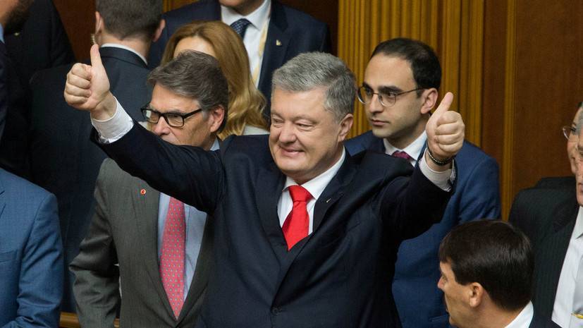 Петр Порошенко - Порошенко рассказал, сколько заработал в последние месяцы президентства - news-front.info - Украина