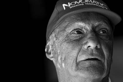 Ника Лауда - Трехкратный чемпион «Формулы 1» Лауда умер - lenta.ru