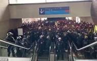 Шарль Де-Голль - Мигранты захватили крупнейший аэропорт Франции - korrespondent.net - Франция - Париж