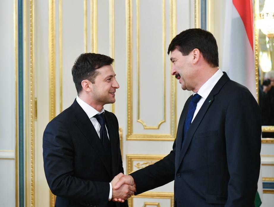 Владимир Зеленский - Президенты Венгрии и Украины провели встречу: чего ждать закарпатским венграм? - news-front.info - Украина - Киев - Венгрия