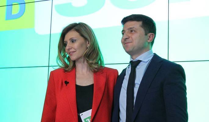 Меланья Трамп - Елена Зеленская - Владимир Александрович Зеленский - "Что нашла, то и надевала": народ обсмеял наряды жены Зеленского - dni.ru - США - Украина - Крым
