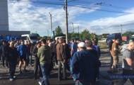 Жители Черновцов перекрыли центральную улицу, требуя ремонта дороги - korrespondent.net - Черновцы