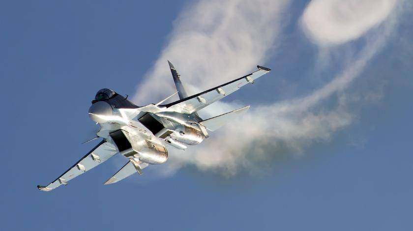 Су-30СМ встретили американского разведчика в Крыму - utro.ru - Россия - Украина - Севастополь - Евпатория