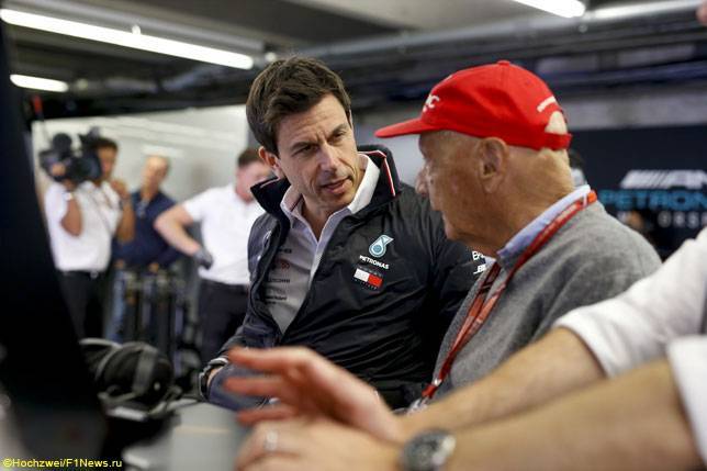 Тото Вольфф - Mercedes - Тото Вольфф: Лауду невозможно заменить - f1news.ru