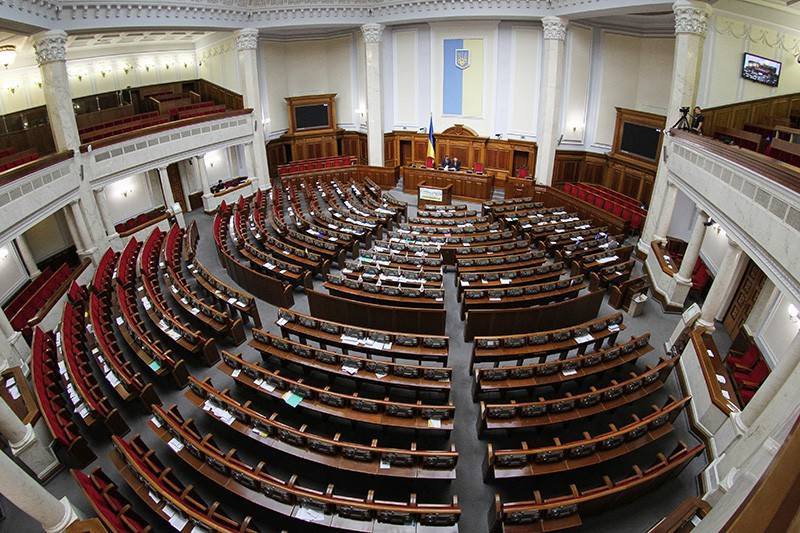 Владимир Зеленский - Ирина Геращенко - Олег Ляшко - Названа дата досрочных выборов в Верховную Раду - tvc.ru - Украина
