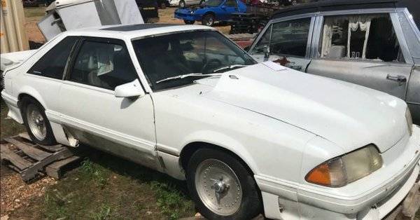 Mustang нашли спустя четверть века после угона - automobili.ru - США - штат Миссури