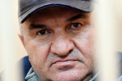 Рауф Арашуков - Рауль Арашуков - Ева Меркачева - «Газового короля» Кавказа посадили в камеру без ремонта и горячей воды - lenta.ru - Москва