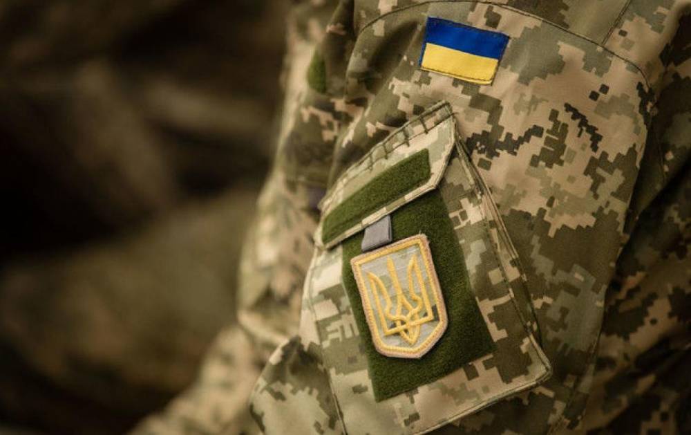 Даниил Безсонов - Боевики ВСУ устроили тотальную распродажа военного имущества - news-front.info - ДНР