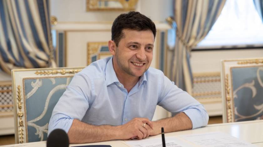 Владимир Зеленский - Александр Охрименко - "Бомба замедленного действия": Зеленский попал в сложную ситуацию из-за новых санкций против России - utro.ru - Россия - Украина