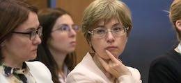 Ксения Юдаева - ЦБ РФ: Стабильности рынков угрожают роботы - finanz.ru - Москва - Россия