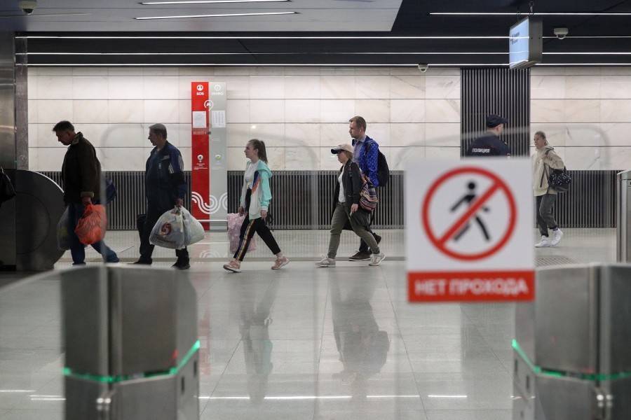 Движение в метро после сбоя полностью восстановили - m24.ru