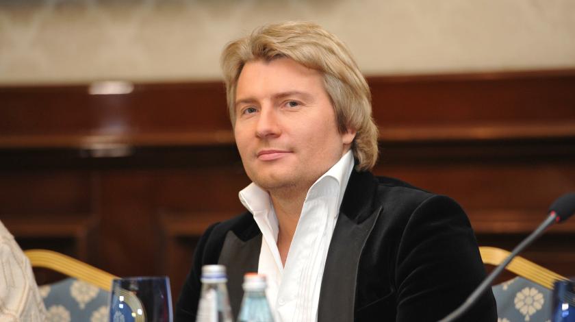 Анастасия Волочкова - Николай Басков - Басков страдает на отдыхе - utro.ru