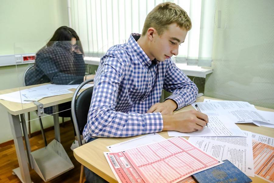 На ЕГЭ увеличат число онлайн-видеокамер - m24.ru - Россия