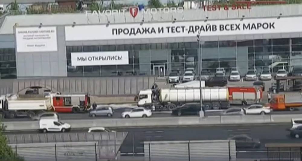 Движение на МКАД в районе Реутова восстановили - m24.ru