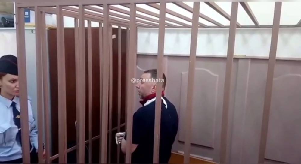 Андрей Васильев - Дмитрий Фролов - Суд оставил под стражей бывших сотрудников ФСБ по делу о мошенничестве - m24.ru - Москва - Россия