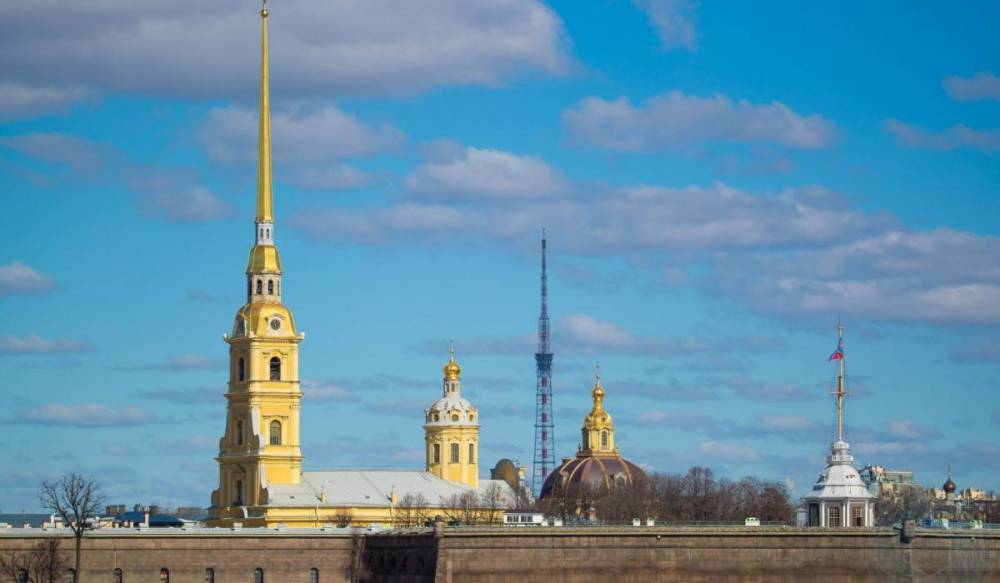 Александр Беглов - Петр I - Вячеслав Макаров - Александр Беглов и Вячеслав Макаров поздравили петербуржцев с Днем города - gorod-plus.tv - Петербурга