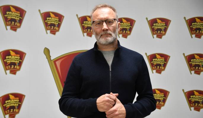 Сергей Михеев - Ведущий ток-шоу послал "в жопу" оппонента в прямом эфире - dni.ru - Россия - Украина