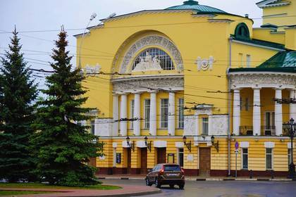 Владимир Путин - Дмитрий Медведев - Владимир Мединский - Дмитрий Миронов - Ярославскому театру присвоят статус особо ценного объекта - lenta.ru - Россия - Ярославль