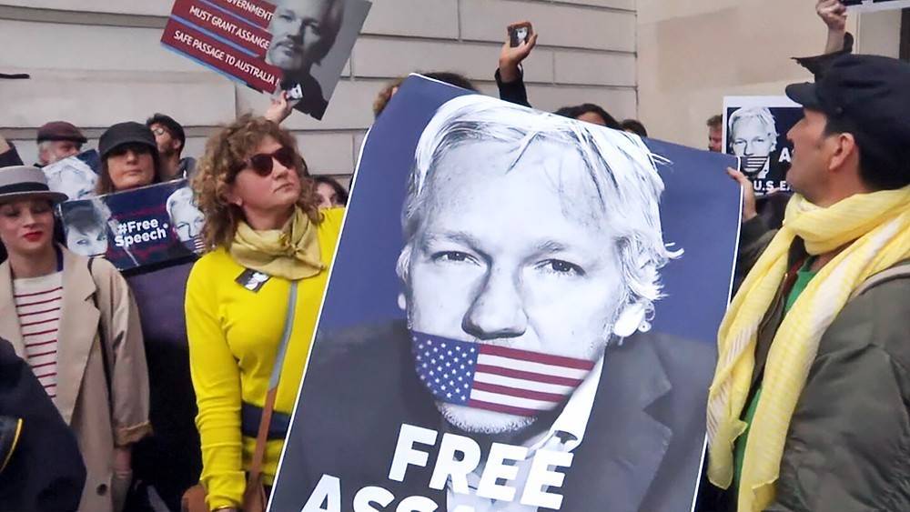 Джулиан Ассанжа - Против Ассанжа в США выдвинули 17 новых обвинений - tvc.ru - США