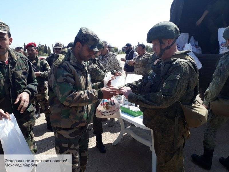 Сирийцы Хамы и Дейр-эз-Зора получили от военных РФ 1000 продовольственных наборов - politros.com - Россия - Сирия