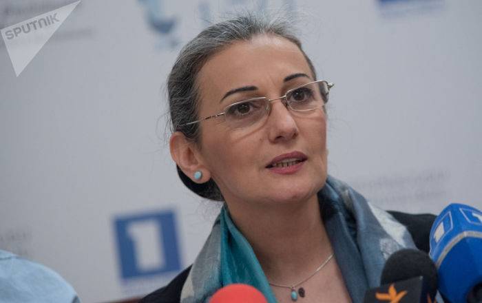 Никола Пашинян - Назени Гарибян избрана председателем управляющего совета армянского оперного театра - ru.armeniasputnik.am - Армения