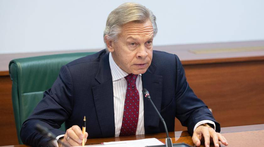 Мария Захарова - Алексей Пушков - Тереза Мэй - Пушков назвал Мэй "одним из наиболее антироссийских премьеров Британии" - utro.ru - Россия - Англия - Лондон