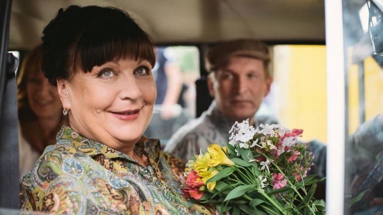 Татьяна Кравченко - Звезда сериала «Сваты» погрузилась в&nbsp;тяжелую депрессию после окончания съемок - 5-tv.ru - Россия