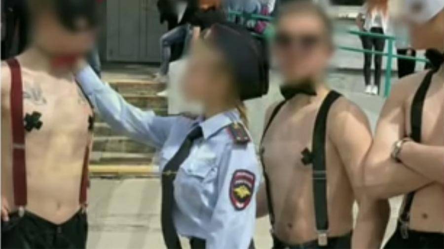 Инцидент с выпускниками прокомментировали в школе во Владивостоке - iz.ru - Москва - Владивосток