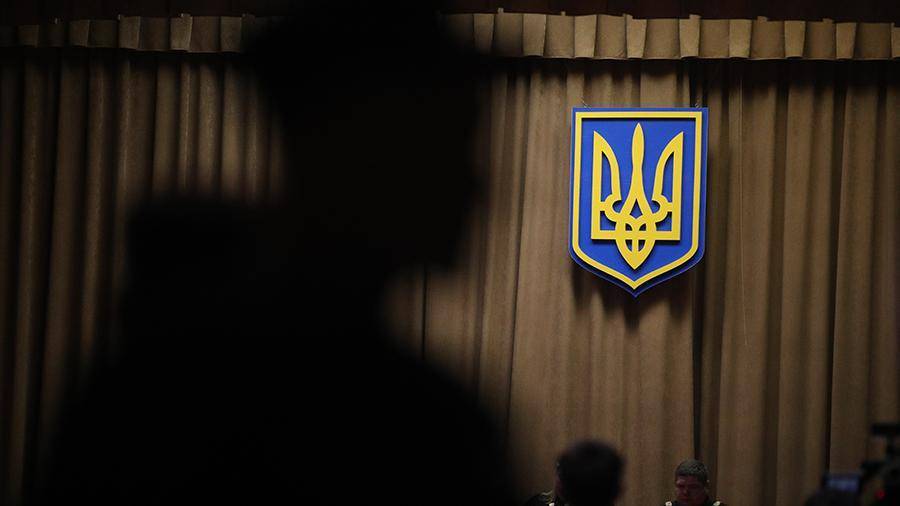 Петр Порошенко - Андрей Портнов - Виктор Янукович - Все активы Порошенко могут подвергнуть аресту - iz.ru - Украина