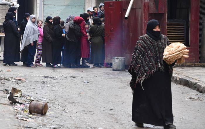 Россия оказала гуманитарную помощь жителям разрушенного района Алеппо - ru.armeniasputnik.am - Россия - Сирия