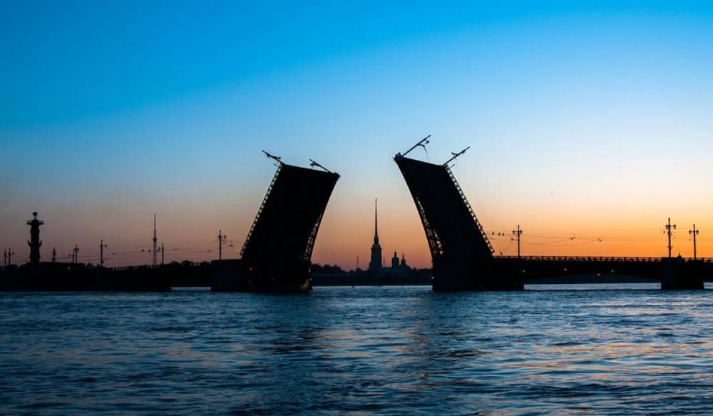 Дворцовый мост разведут под «Гимн великому городу» - gorod-plus.tv