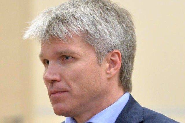 Денис Глушаков - Олег Кононов - Массимо Каррер - Павел Колобков - Колобков выразил надежду, что «Спартак» справится с проблемами внутри клуба - aif.ru - Москва - Россия