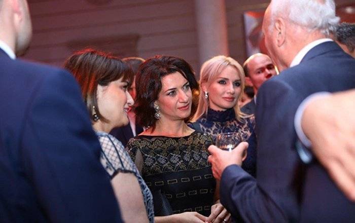 Анна Акопян - Aram Nersesyan - Жена Пашиняна рассказала, на что жалуются представители армянской диаспоры - ru.armeniasputnik.am - Армения - Ереван