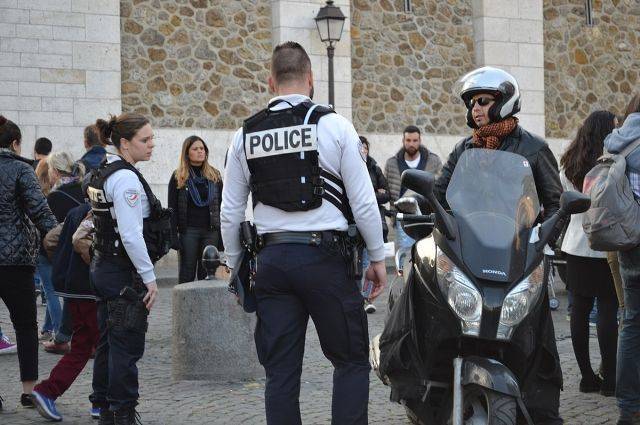 Кристоф Кастанер - Полиция Франции задержала подозреваемого в организации взрыва в Лионе - aif.ru - Франция