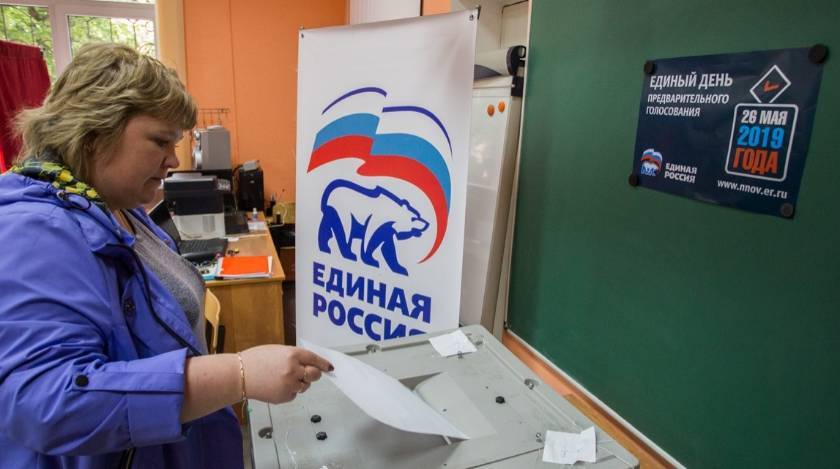 Денис Давыдов - Рекордное количество молодых людей участвовало в предварительном голосовании "Единой России" - utro.ru - Россия - респ. Алания - респ. Калмыкия