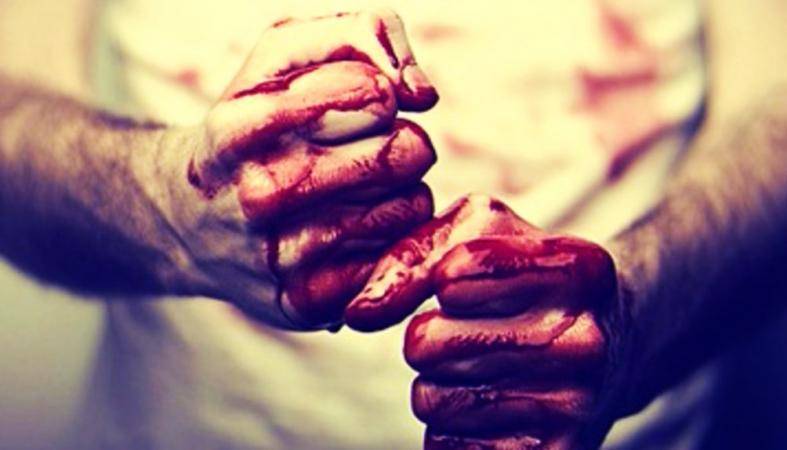 Трое мужчин избили автомобилиста в Петрозаводске и угрожали полиции - 365news.biz - Петрозаводск