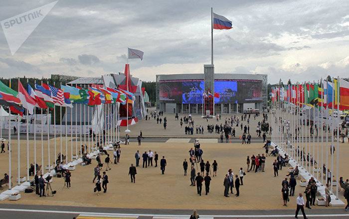 Уникальный беспилотник "Охотник" впервые покажут на выставке "Армия-2019" - ru.armeniasputnik.am - Москва - Россия - США - Новосибирск - Турция