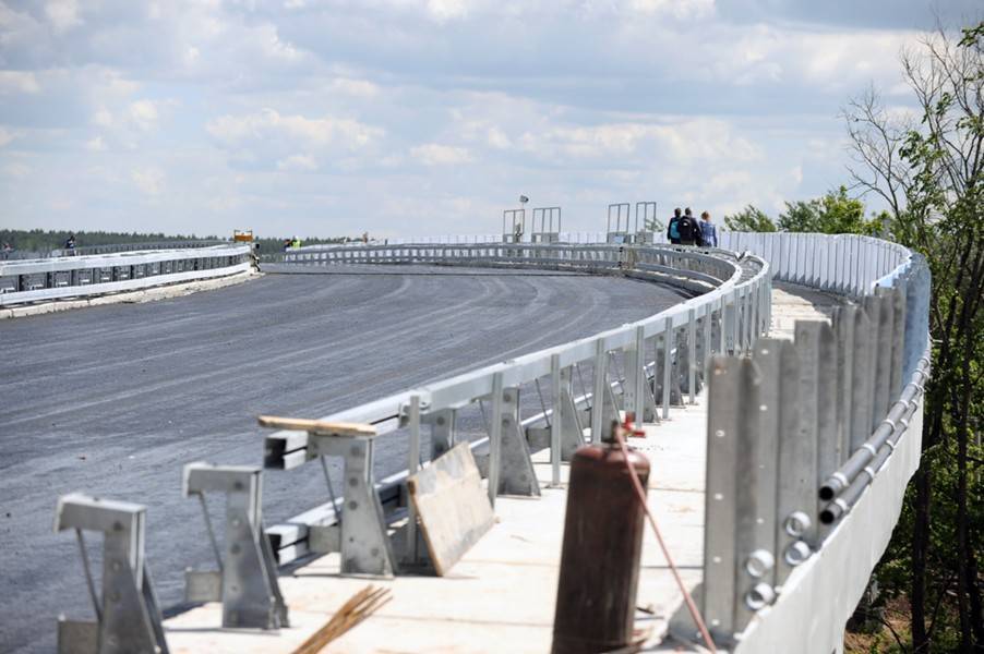 Движение на участке Калужского шоссе ограничили по 18 июля - m24.ru - Москва