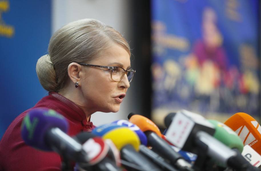Владимир Зеленский - Юлия Тимошенко - Тимошенко поддержала решение Зеленского о роспуске Рады - m24.ru - Украина