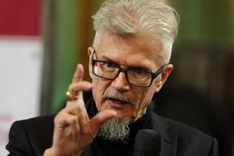 Владимир Зеленский - Эдуард Лимонов - Лимонов засомневался в адекватности большинства украинского электората | Политнавигатор - politnavigator.net - Россия