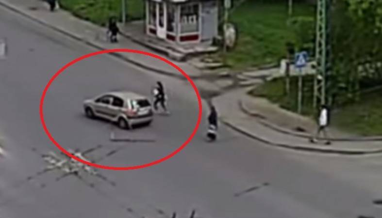 Автомобиль сбил ребенка на «зебре» в Петрозаводске (видео) - 365news.biz - Карелия - Петрозаводск
