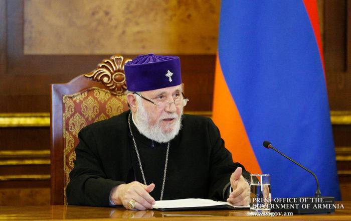 Гарегин II (Ii) - Гарегин Второй поздравил армян с Днем Республики - ru.armeniasputnik.am