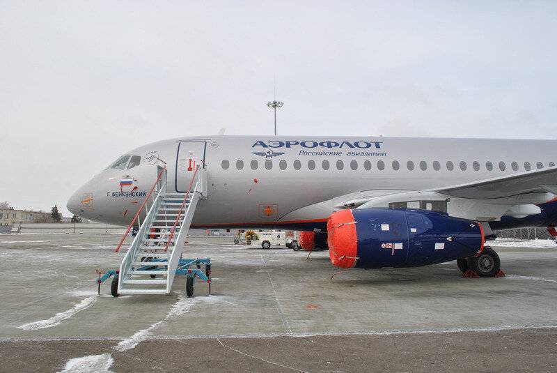 Авиакомпании предложили Минтрансу проверить надежность Superjet 100 - bloknot.ru - Россия - Минтранс