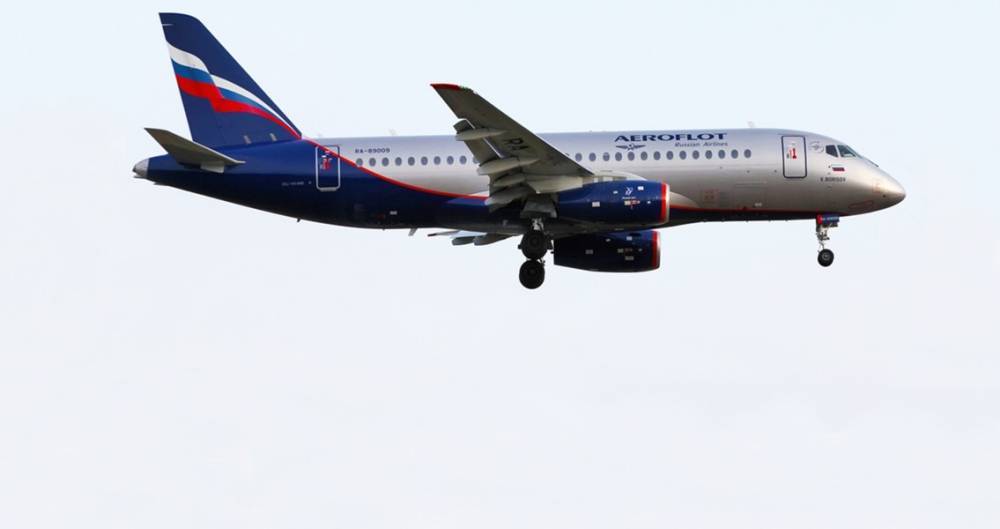 Авиакомпании попросили Минтранс проверить самолеты SSJ-100 - m24.ru