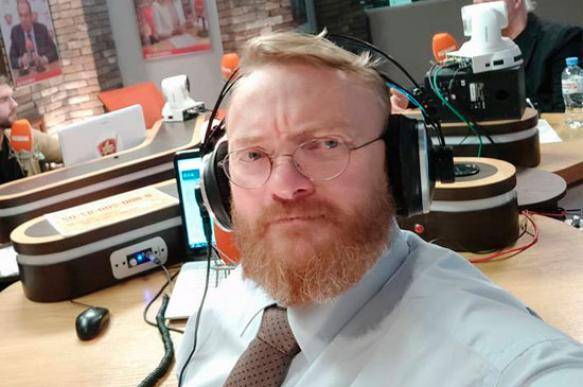 Виталий Милонов - Милонов предложил пренести Госдуму из Москвы в Санкт-Петербург - pravda.ru - Москва - Санкт-Петербург