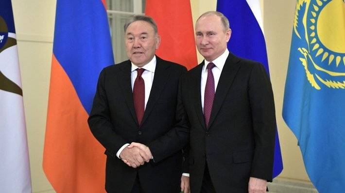 Владимир Путин - Нурсултан Назарбаев - Путин поблагодарил Назарбаева за вклад в создание и развитие ЕАЭС - polit.info - Россия - Казахстан
