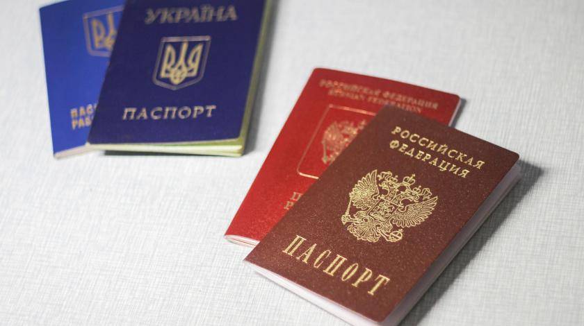 Курт Волкер - В США планируют признать нелегальными паспорта Донбассу - utro.ru - Москва - Россия - Украина - Крым - Германия - Франция - ДНР - ЛНР