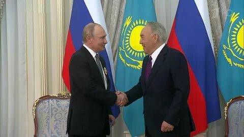 Нурсултан Назарбаев - Первый президент Казахстана наградил Путина орденом имени Назарбаева - news-front.info - Россия - Казахстан